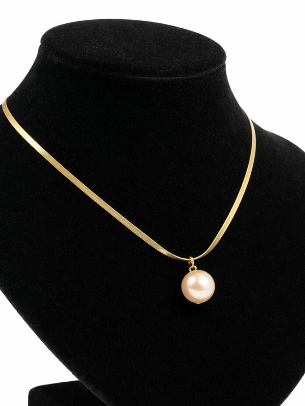 GoldTone Herringbone Necklace with Faux Pearl Pendant NWOT